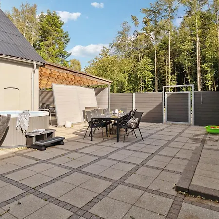 Σπίτι διακοπών Pet Friendly In With Kitchen *