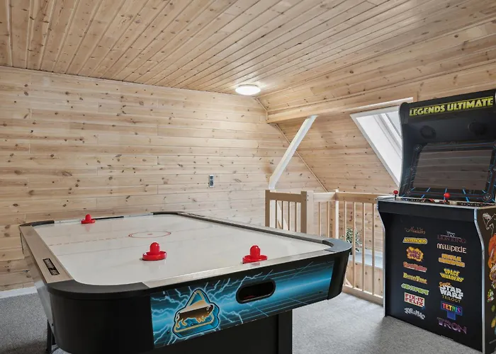 7 Bedroom Stunning In Omme